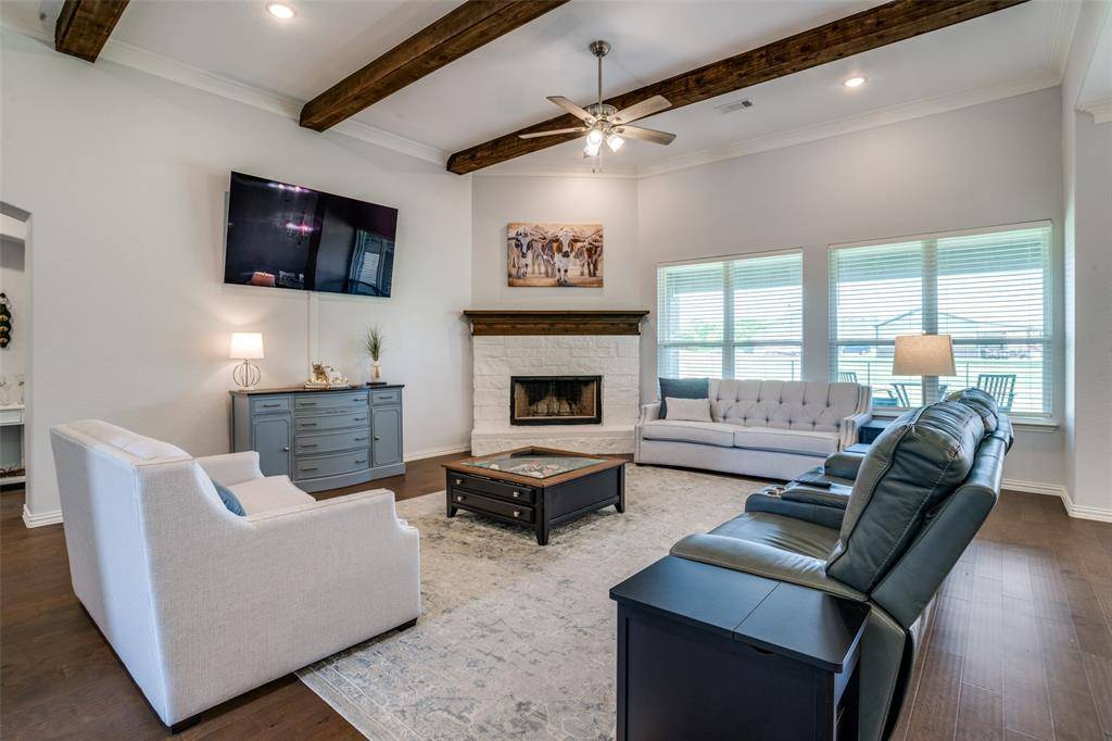 119 Cottonwood Court, Van Alstyne, TX 75495