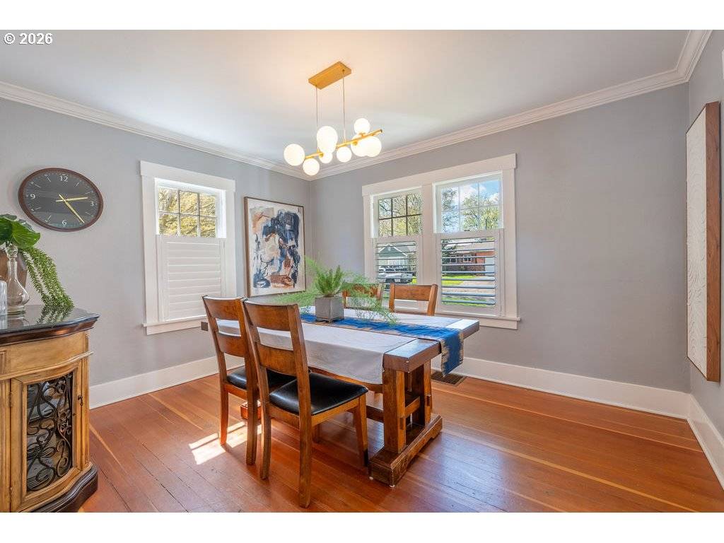 1424 25TH AVE, Longview, WA 98632