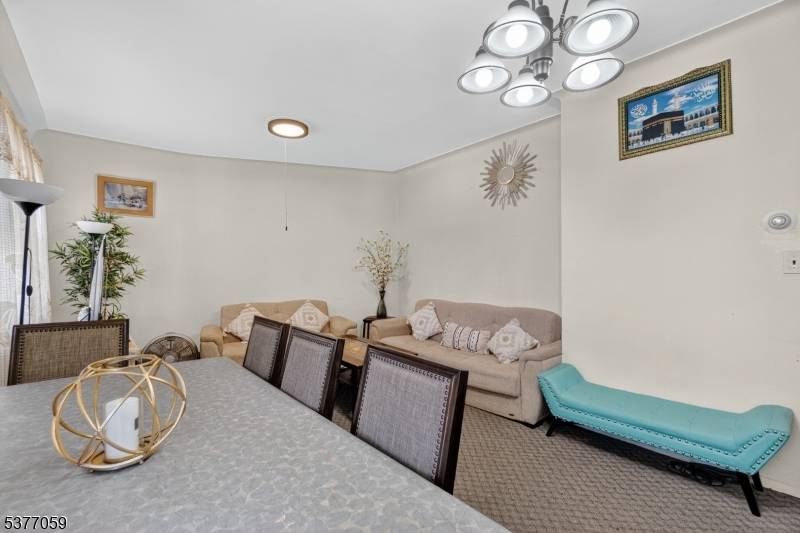 98 W 49Th St, Bayonne City, NJ 07002