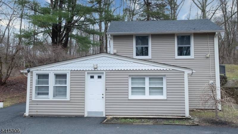 21 Greendale Rd, Andover Twp., NJ 07860