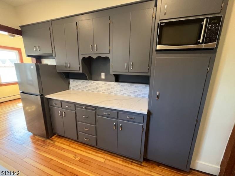 1 Laurel Pl #1, East Rutherford Boro, NJ 07073