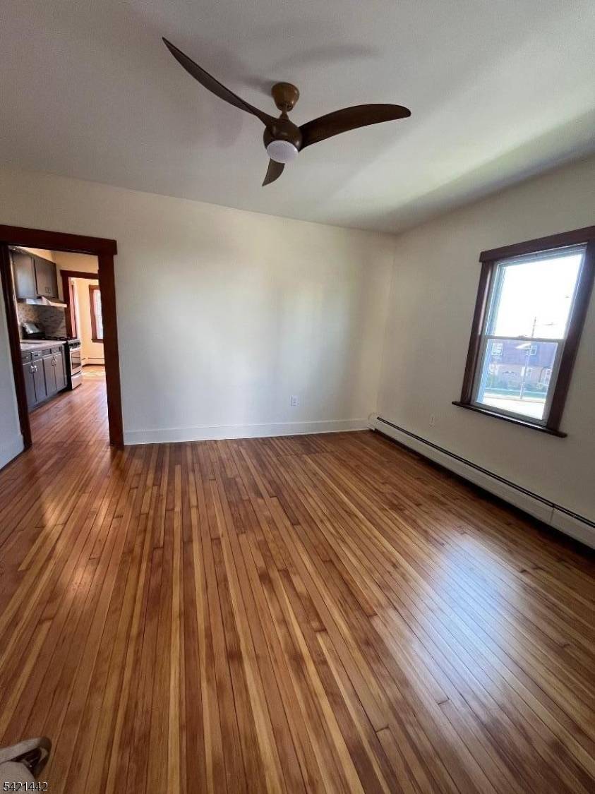 1 Laurel Pl #1, East Rutherford Boro, NJ 07073