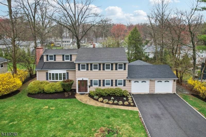 64 Hampton Dr, Berkeley Heights Twp., NJ 07922