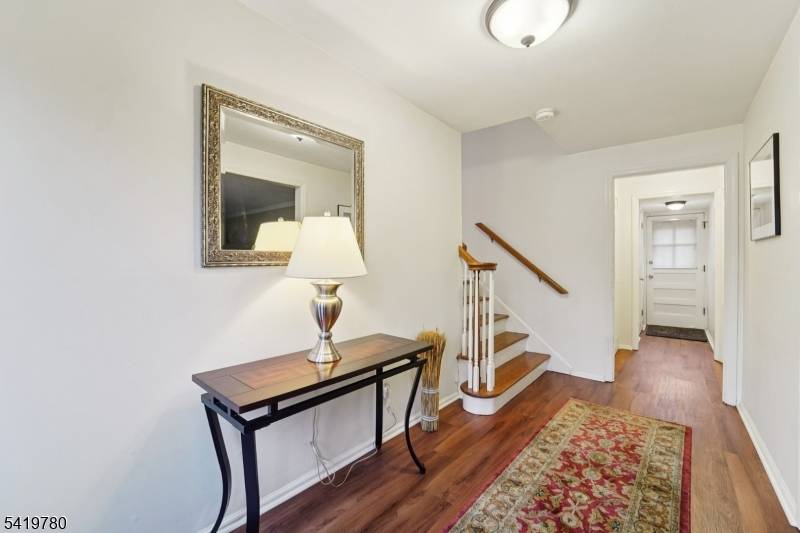 64 Hampton Dr, Berkeley Heights Twp., NJ 07922