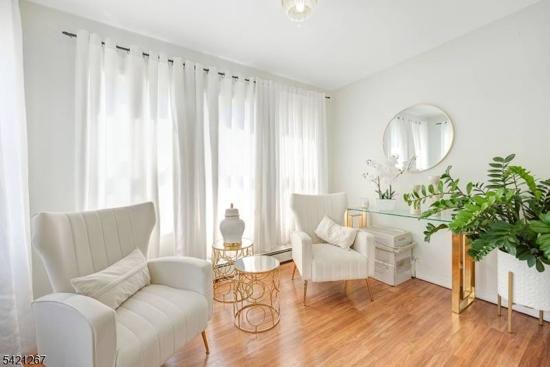 335 N 9Th St, Prospect Park Boro, NJ 07508