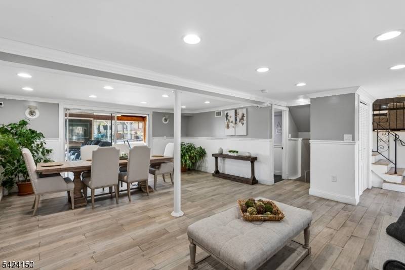 115 Birchwood Ter, Wayne Twp., NJ 07470