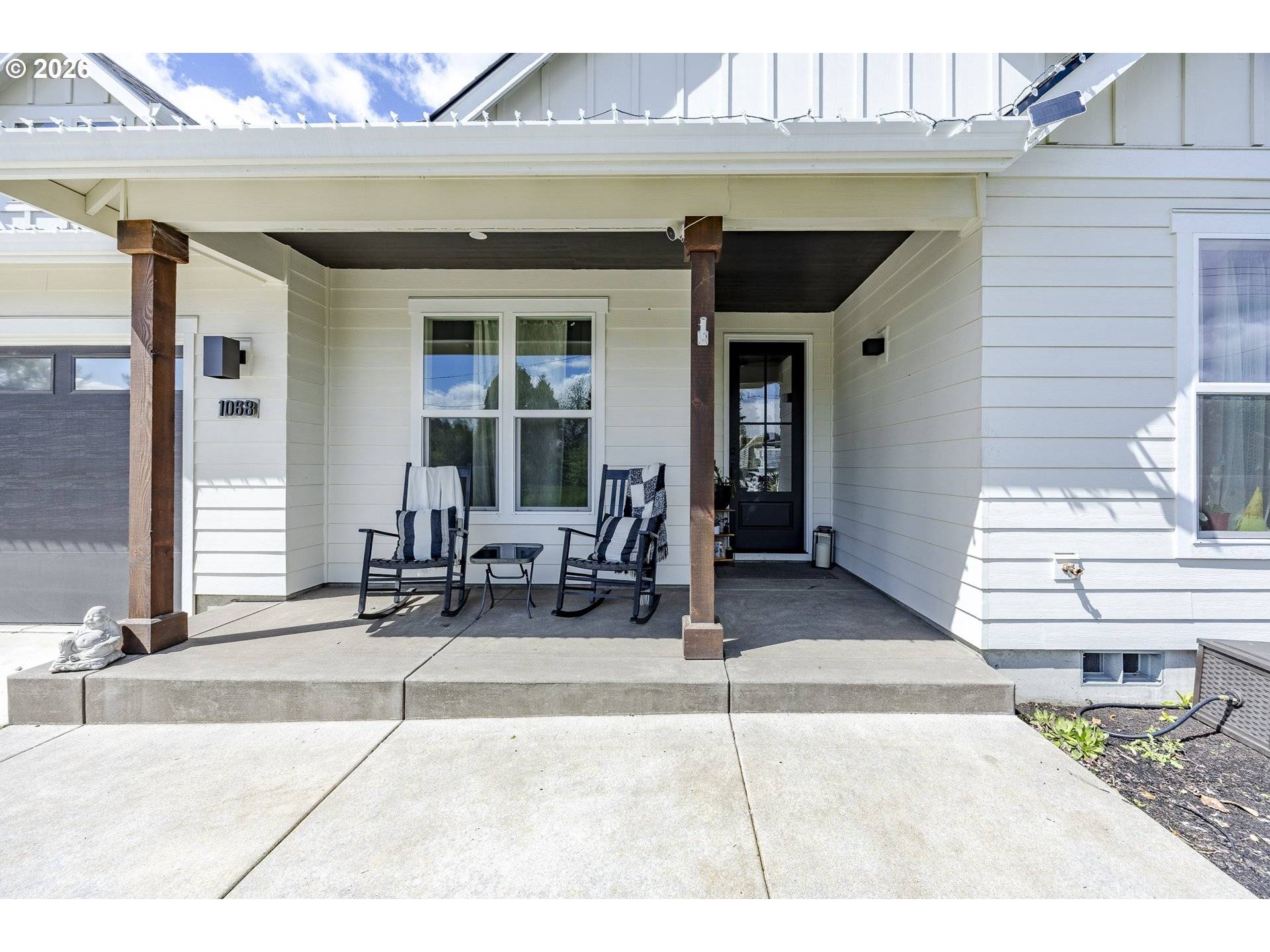 1068 KINTZLEY AVE, Springfield, OR 97478