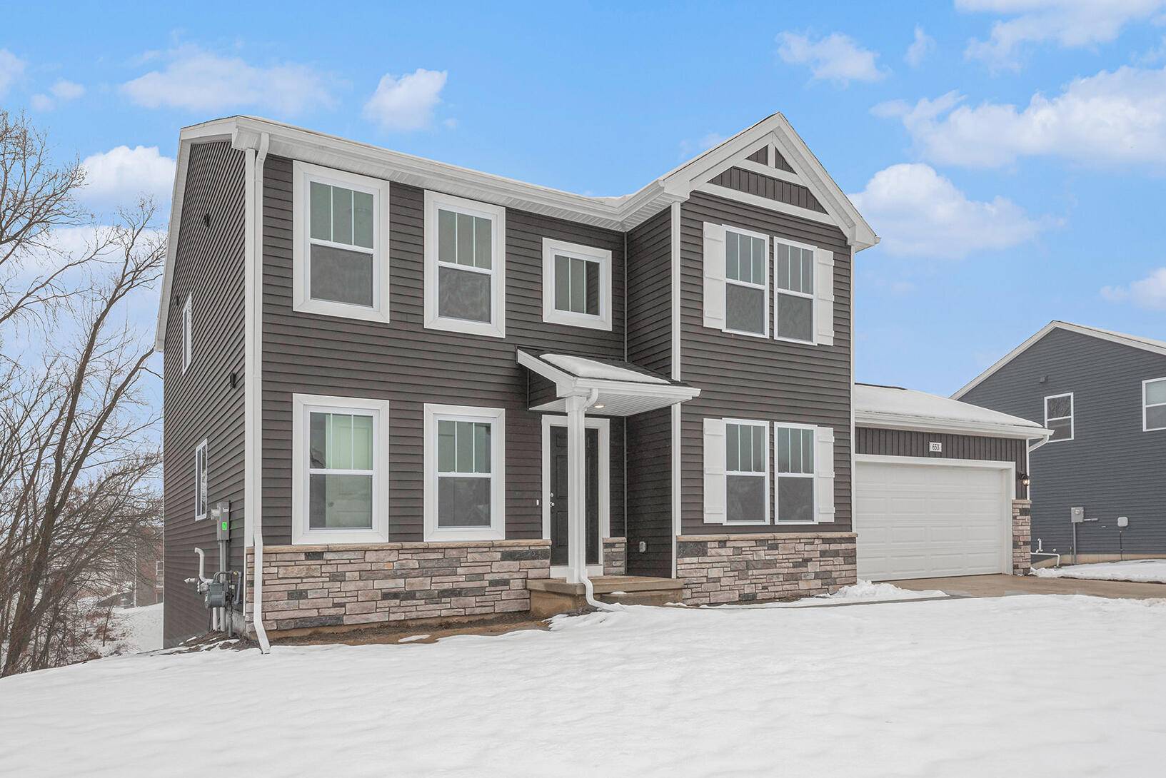 9406 Snow Valley DR SE, Caledonia Twp, MI 49302