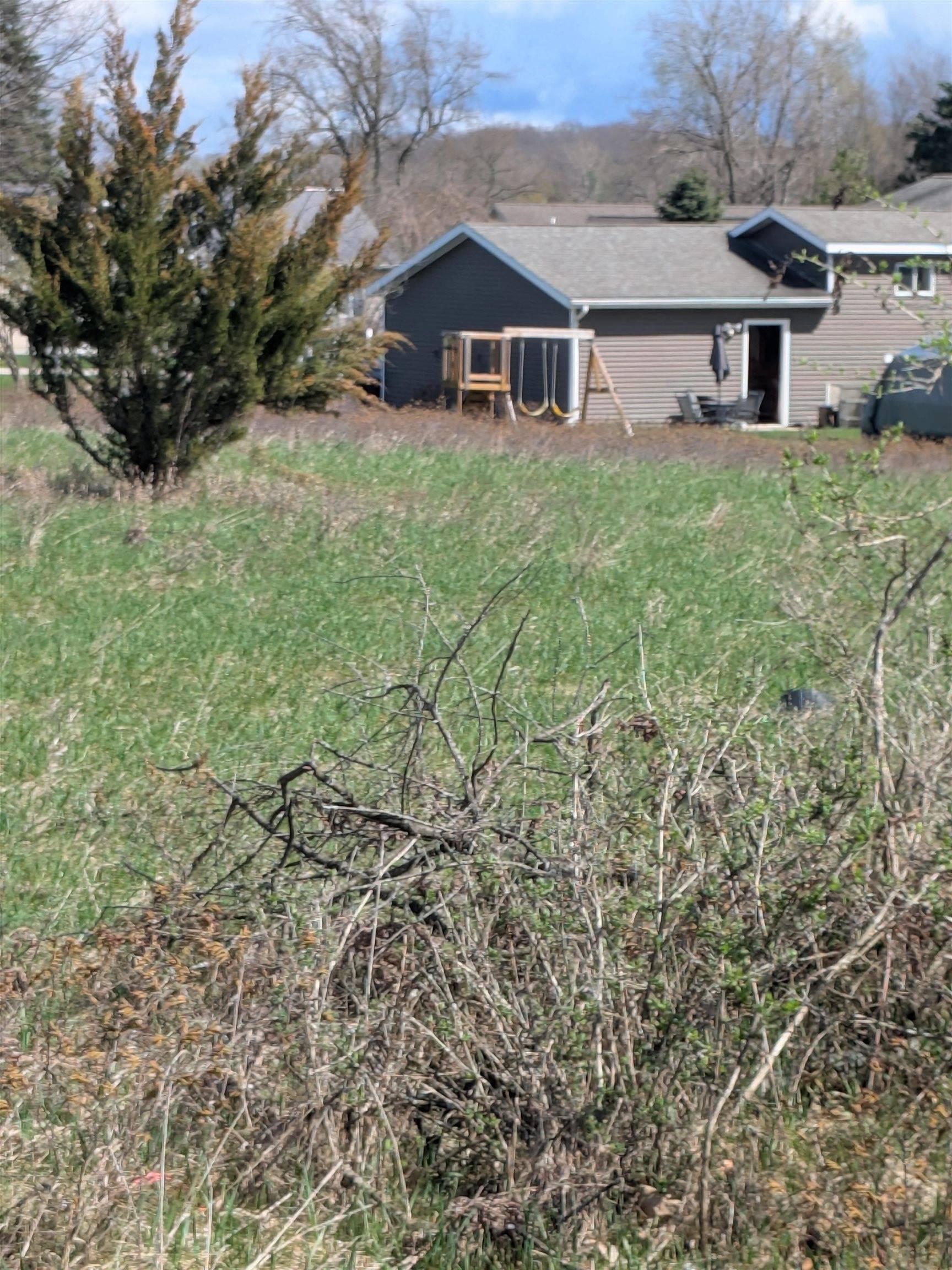 1009 Kent ST, Broomfield Twp, MI 48893