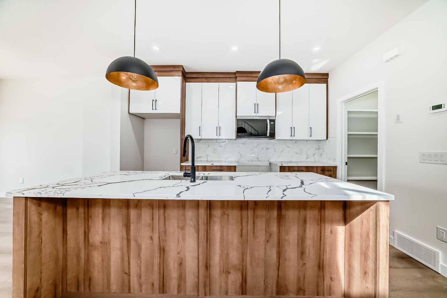 109 Baysprings GDNS SW, Airdrie, AB T4B 5C6