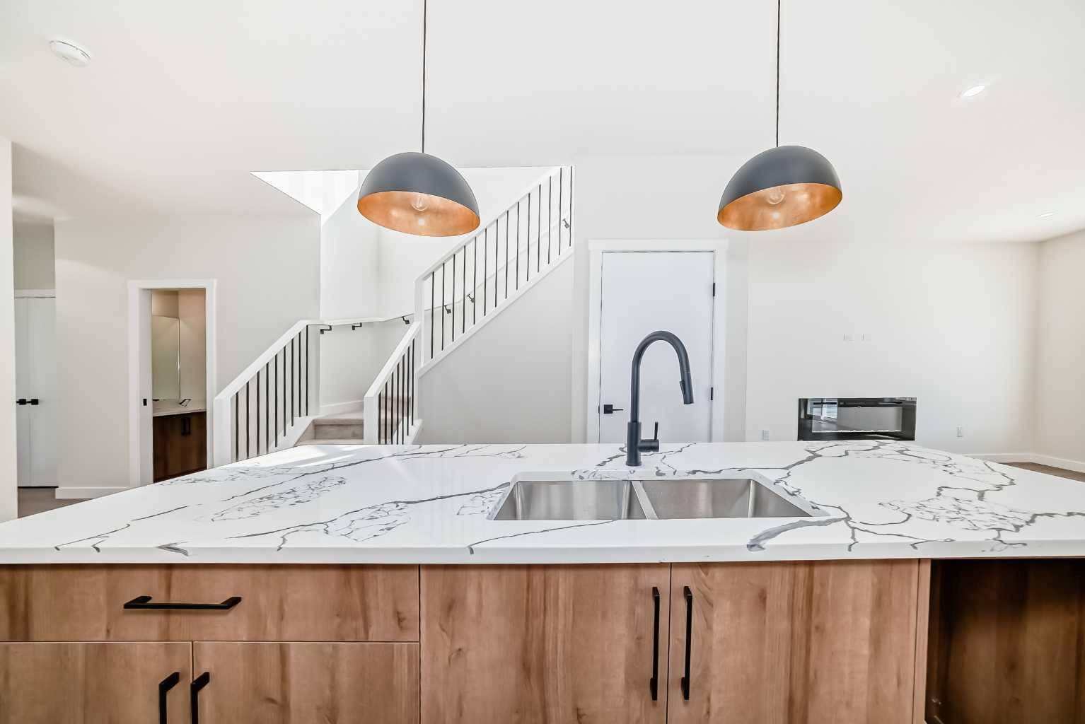 109 Baysprings GDNS SW, Airdrie, AB T4B 5C6