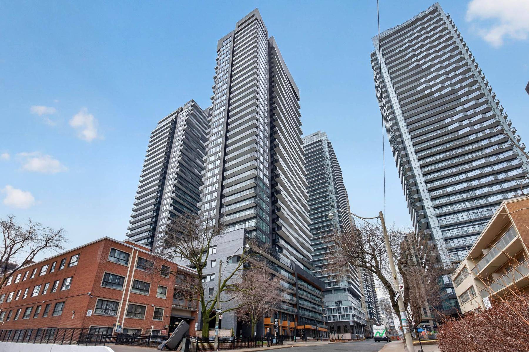 127 Broadway AVE #606, Toronto C10, ON M4P 1V4
