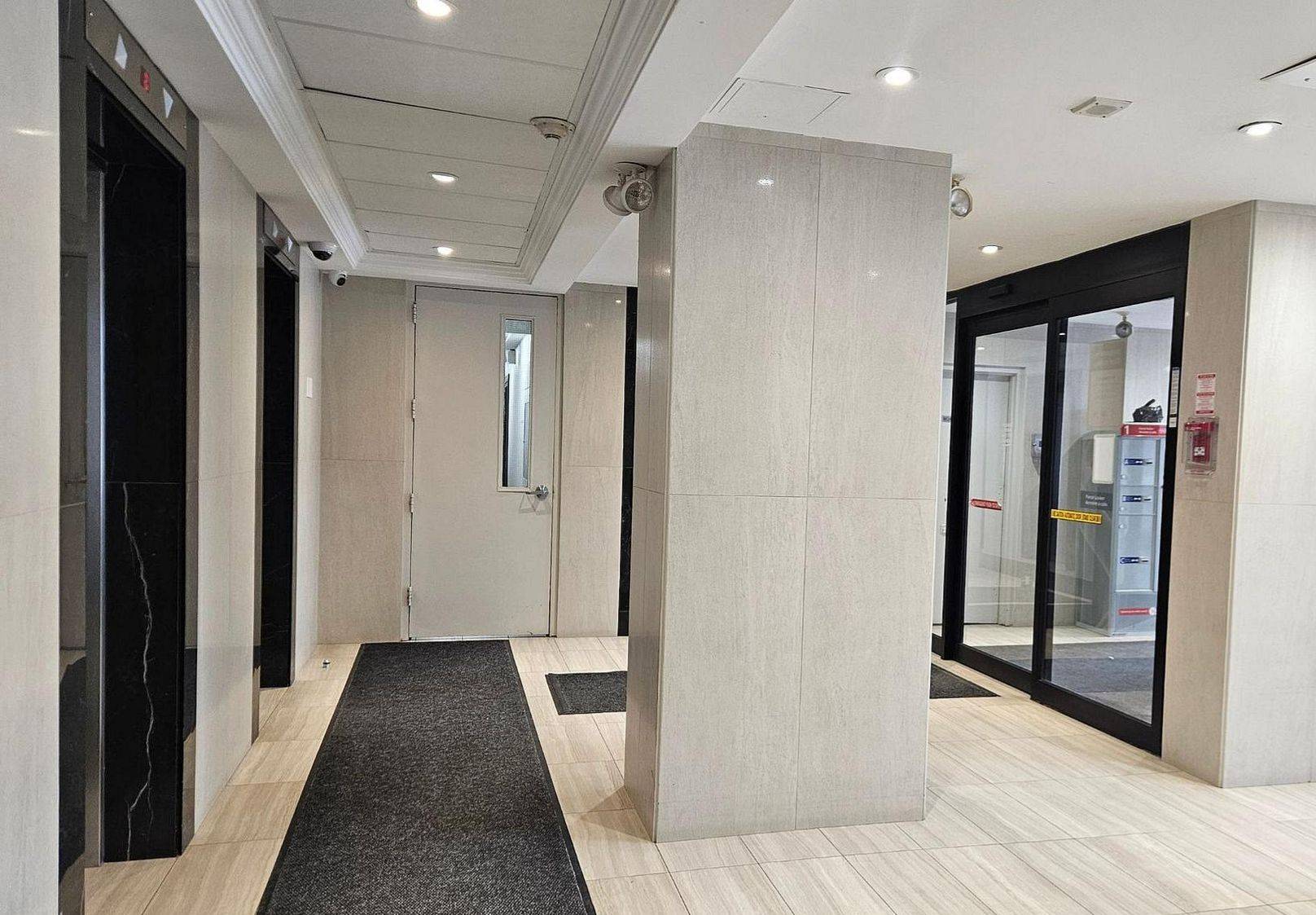 735 Don Mills RD #2707, Toronto C11, ON M3C 1T1