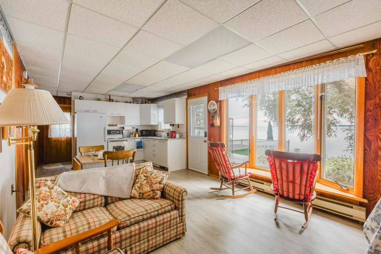 88 Alsops Beach RD, Brock, ON L0K 1A0