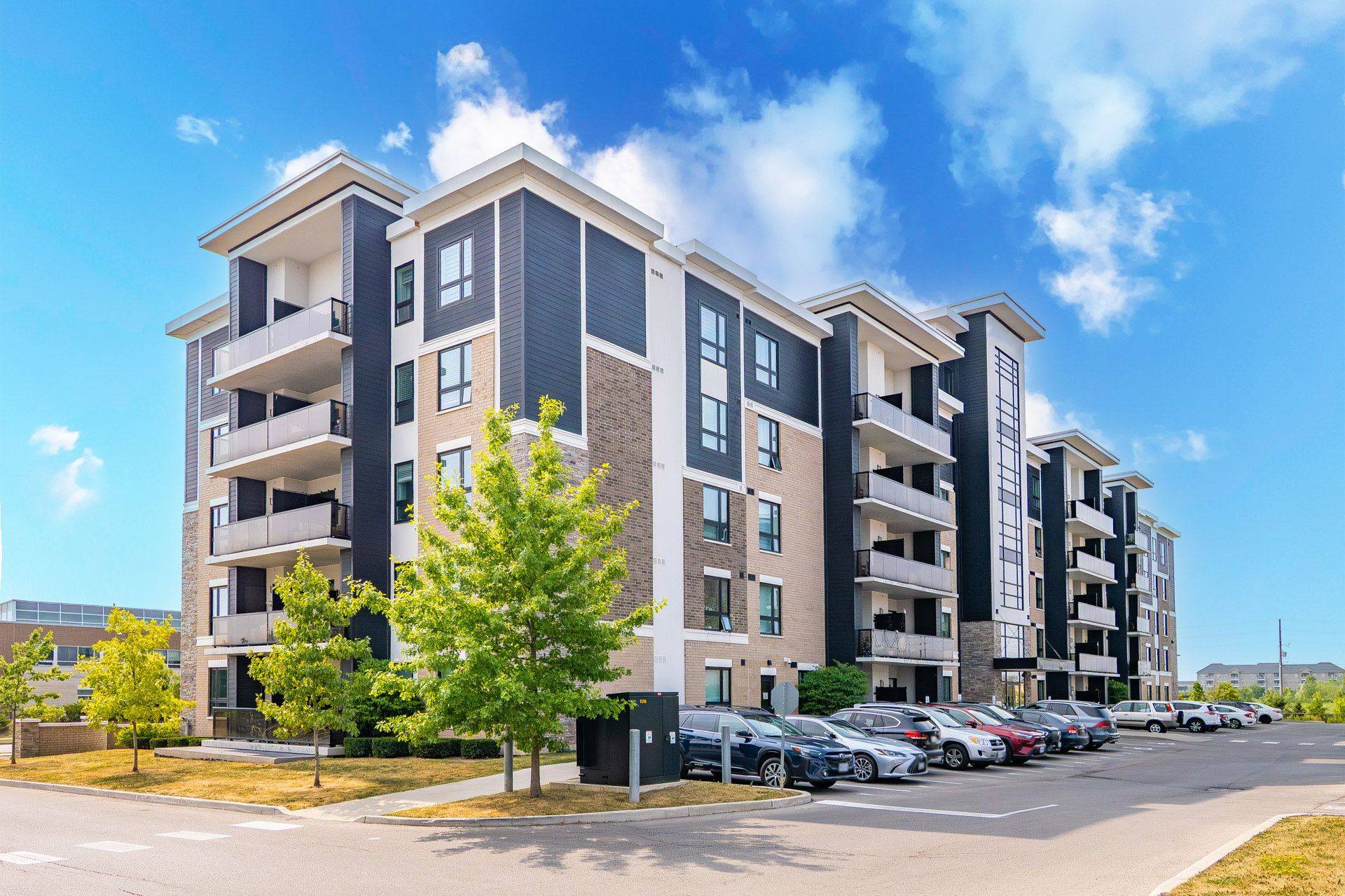 620 Sauve ST #412, Milton, ON L9T 9A5