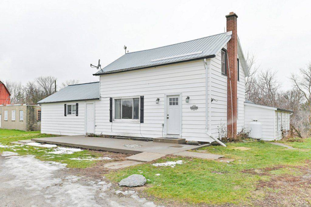 256 Moira RD, Centre Hastings, ON K0K 3E0