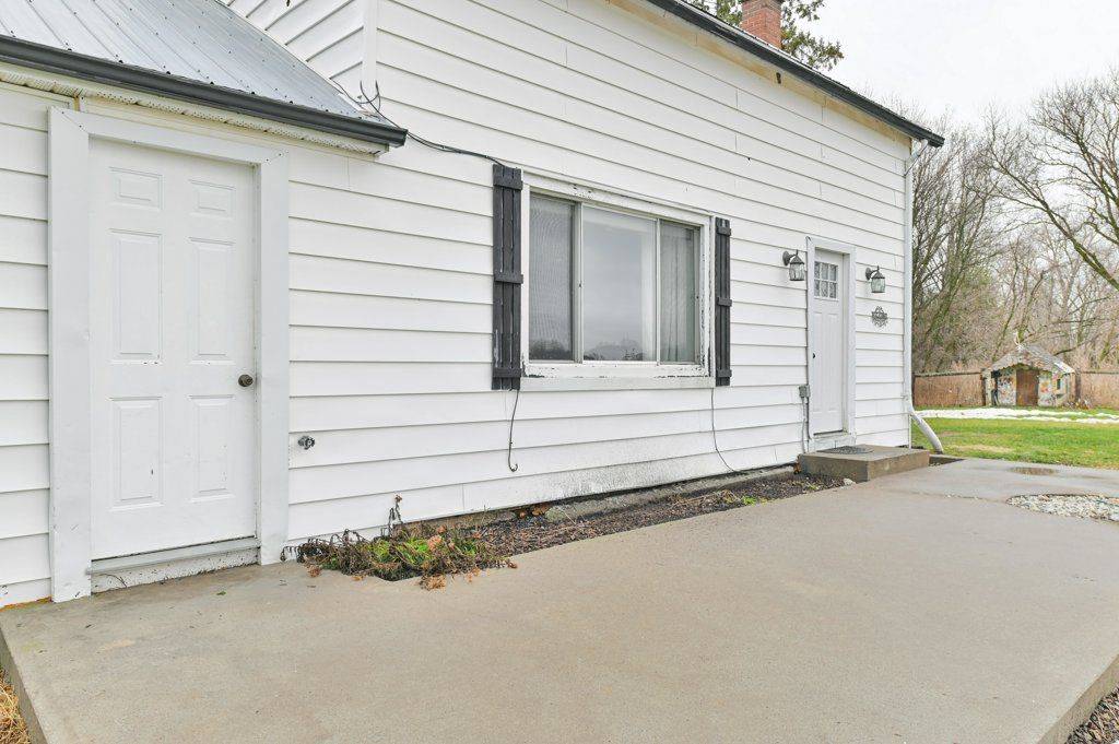 256 Moira RD, Centre Hastings, ON K0K 3E0