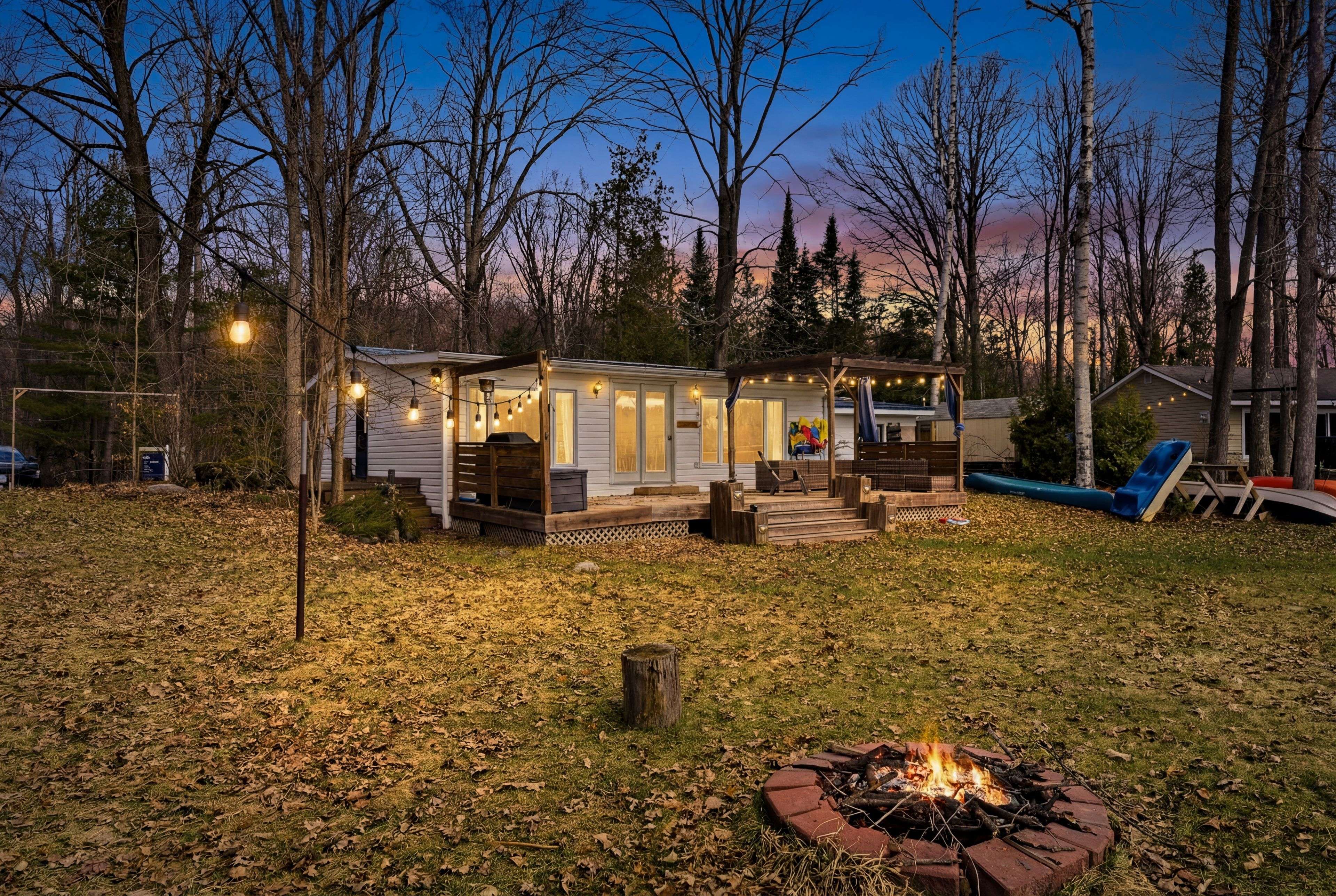 573 Pine Point LN, Centre Hastings, ON K0K 3J0