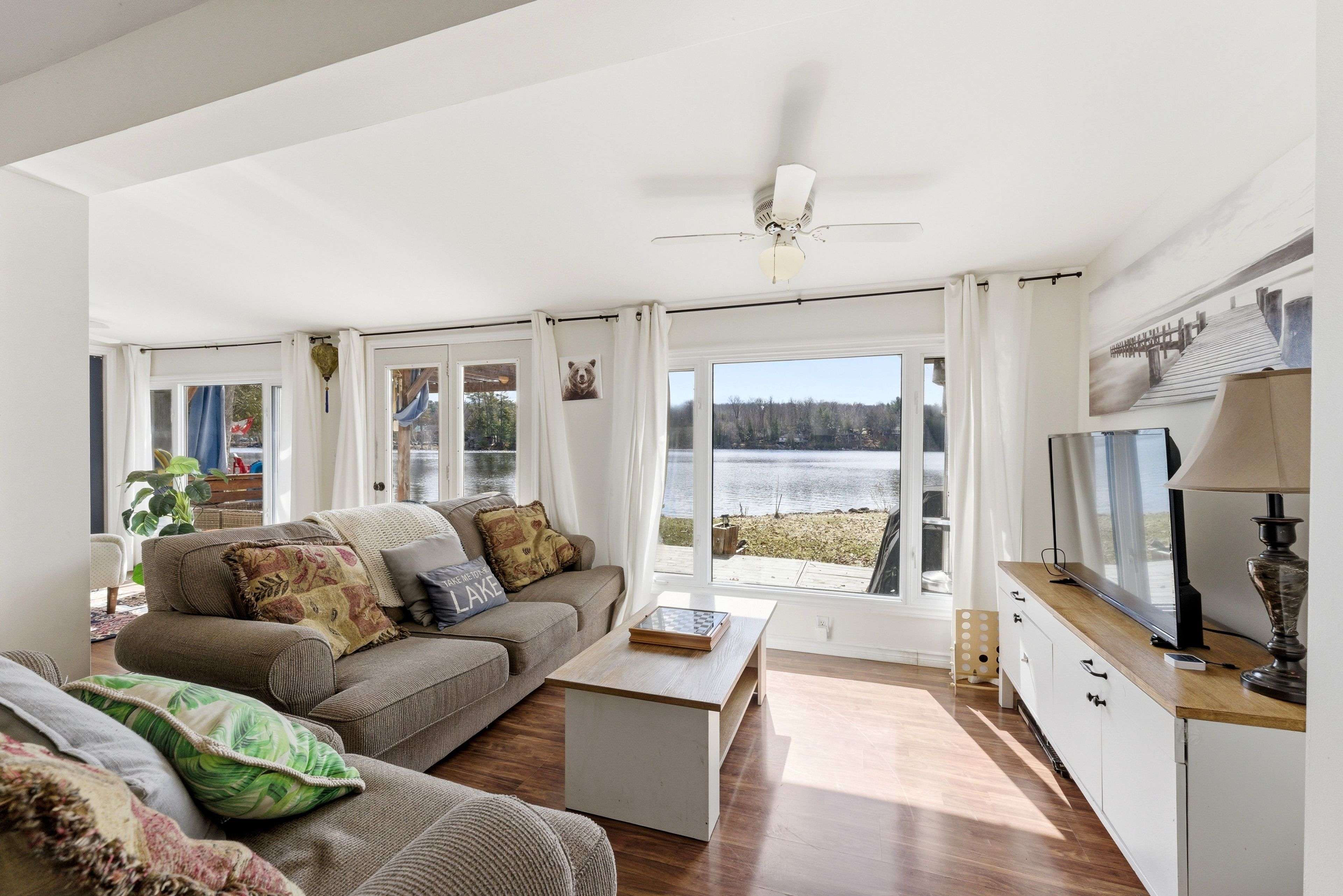 573 Pine Point LN, Centre Hastings, ON K0K 3J0