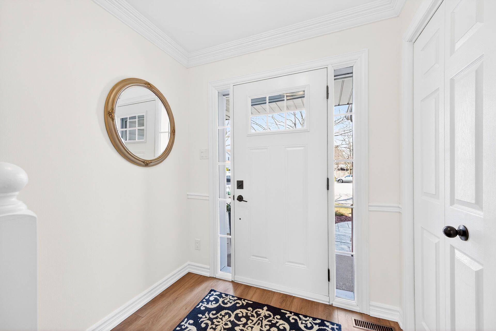 25 WALKER CT, Grimsby, ON L3M 5J5