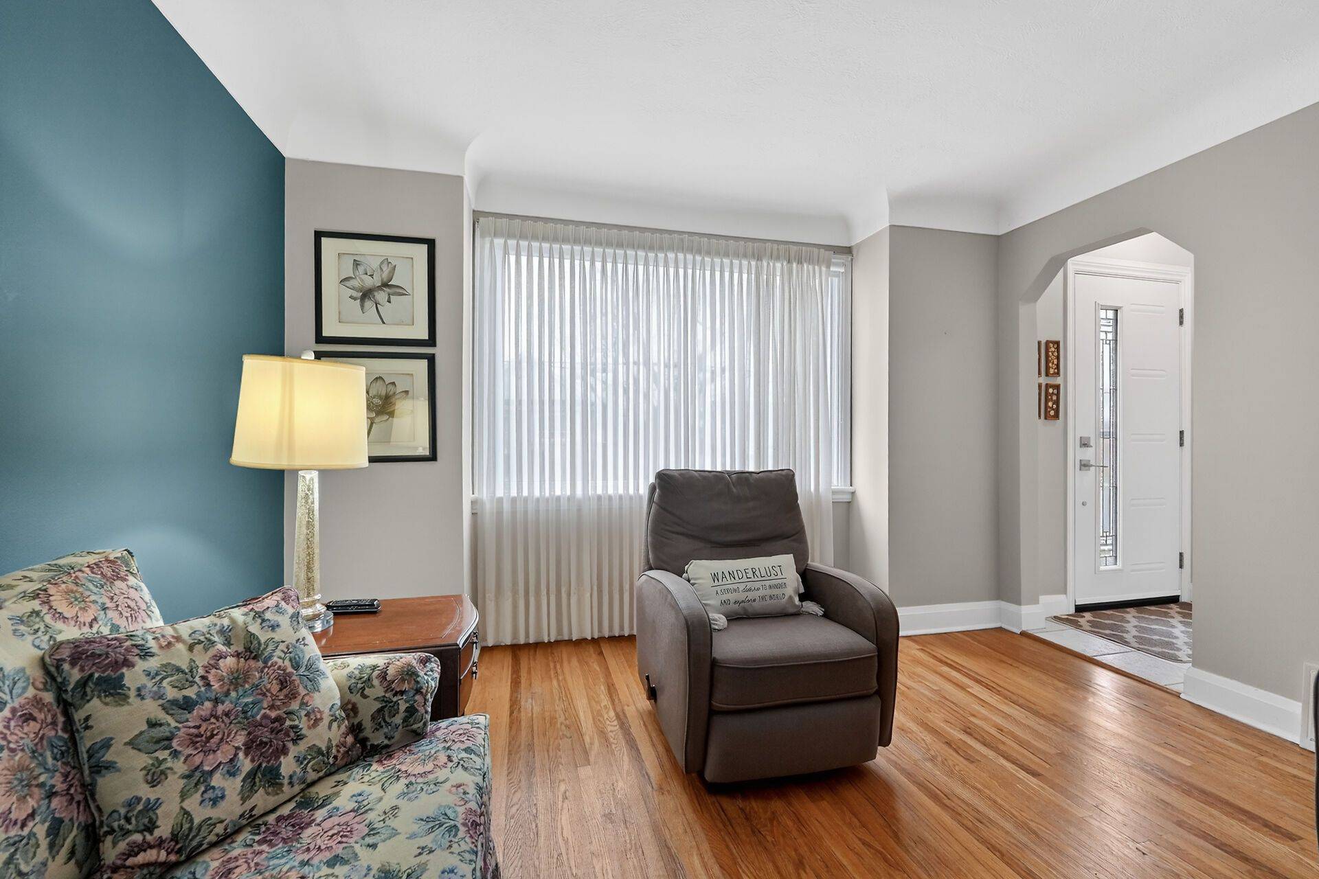 56 West 1st ST, Hamilton, ON L9C 3C1