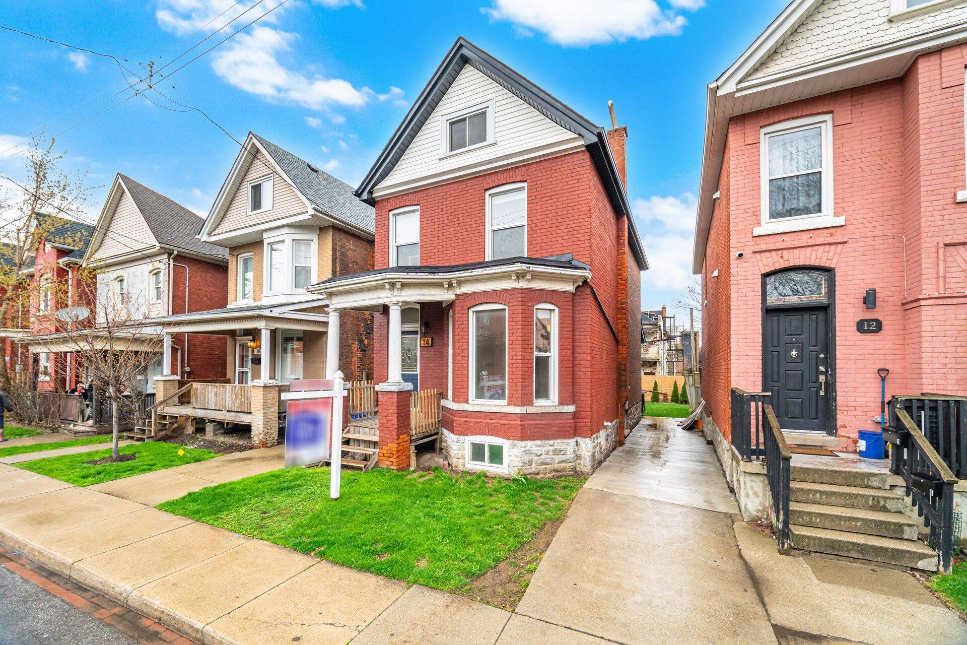 14 William ST, Hamilton, ON L8L 5T7