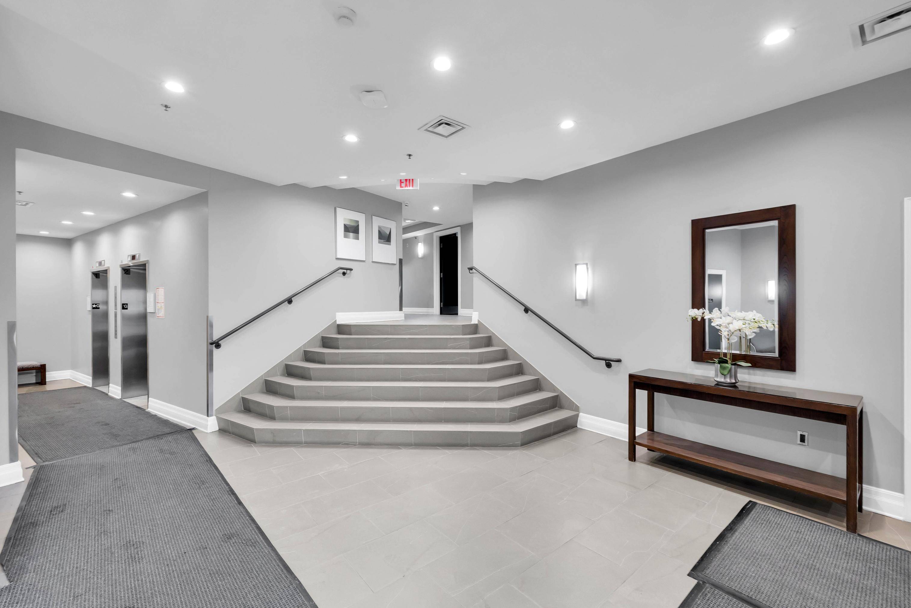 420 Berkley AVE #705, Carlingwood - Westboro And Area, ON K2A 4H5