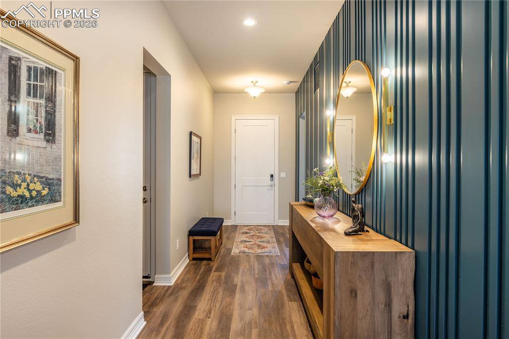 124 Kitselman DR, Castle Rock, CO 80104