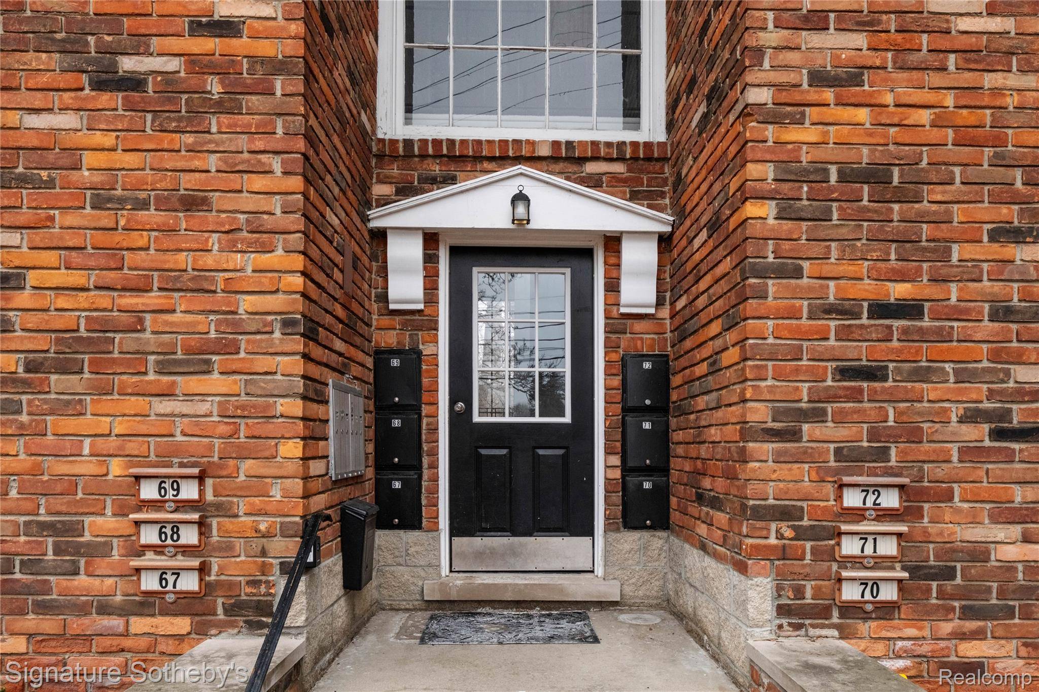 31831 Grand River AVE #68, Farmington, MI 48336