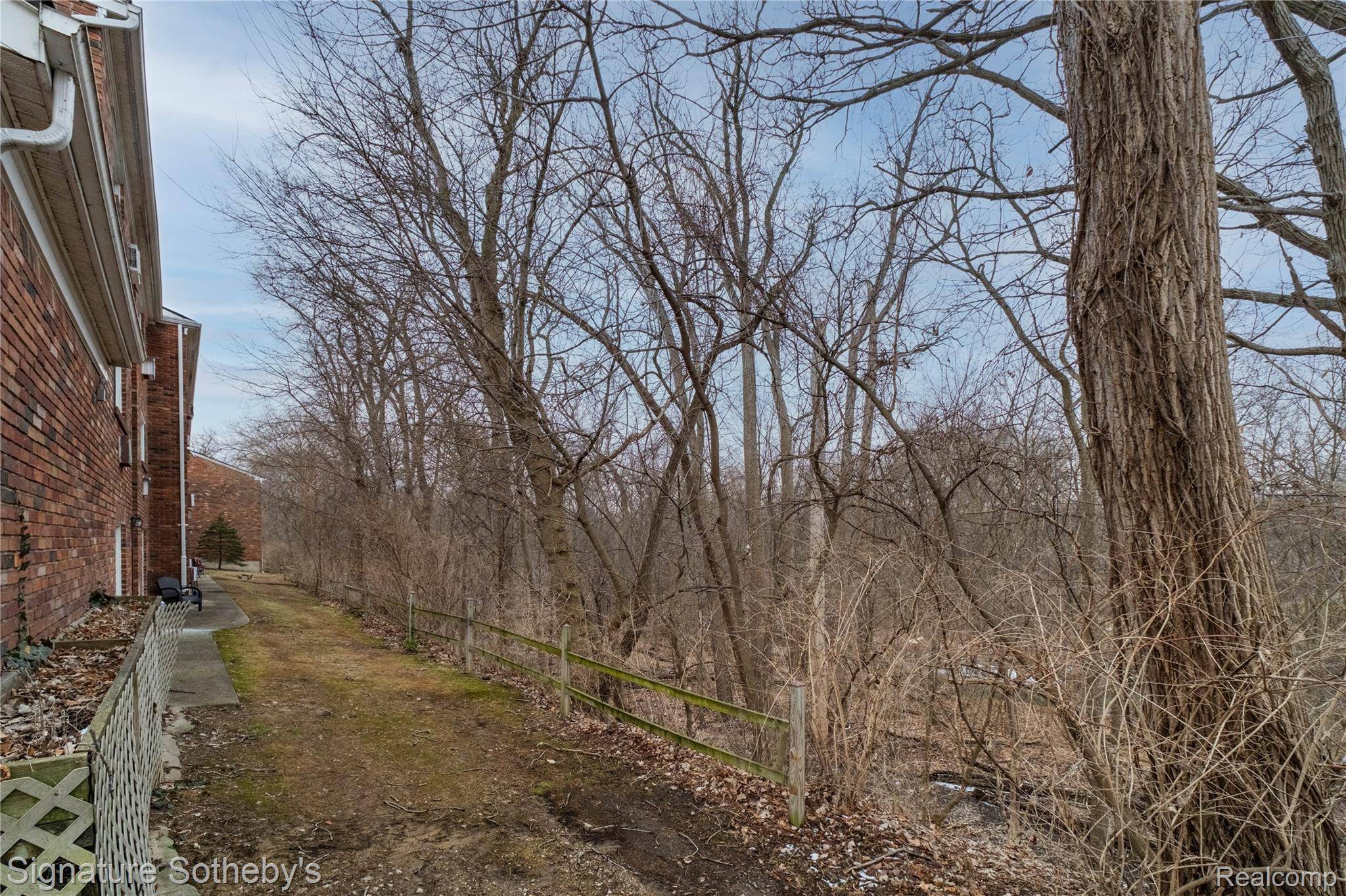 31831 Grand River AVE #68, Farmington, MI 48336