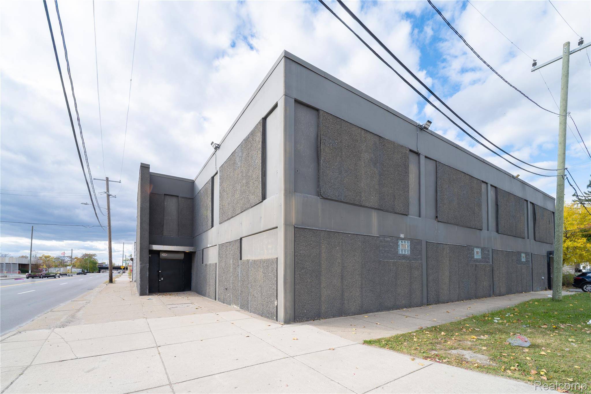 531 E 7 Mile RD, Detroit, MI 48203
