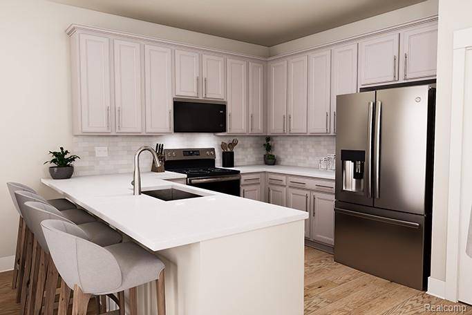 54208 Grand BLVD, Shelby Charter Township, MI 48316