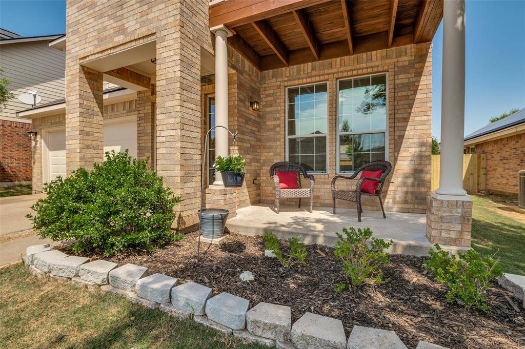 1618 Wildflower Drive, Waxahachie, TX 75165