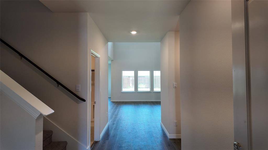 10124 High Grade Drive, Aubrey, TX 76227