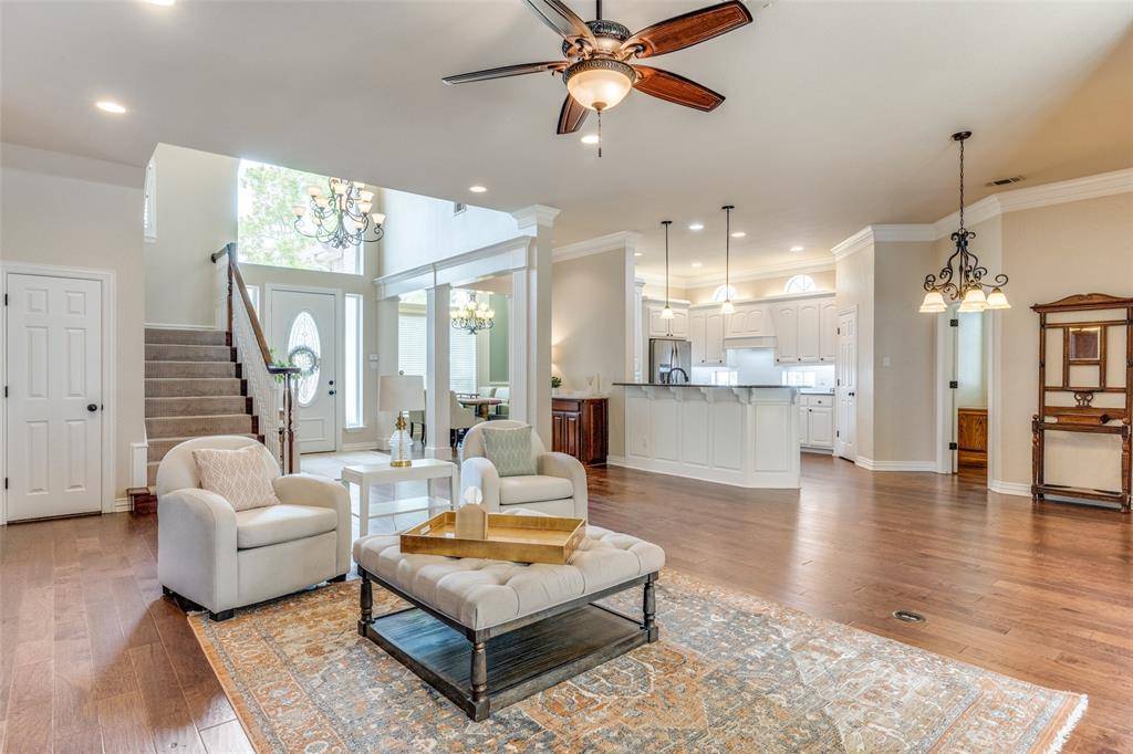 5 Pamela Court, Mansfield, TX 76063