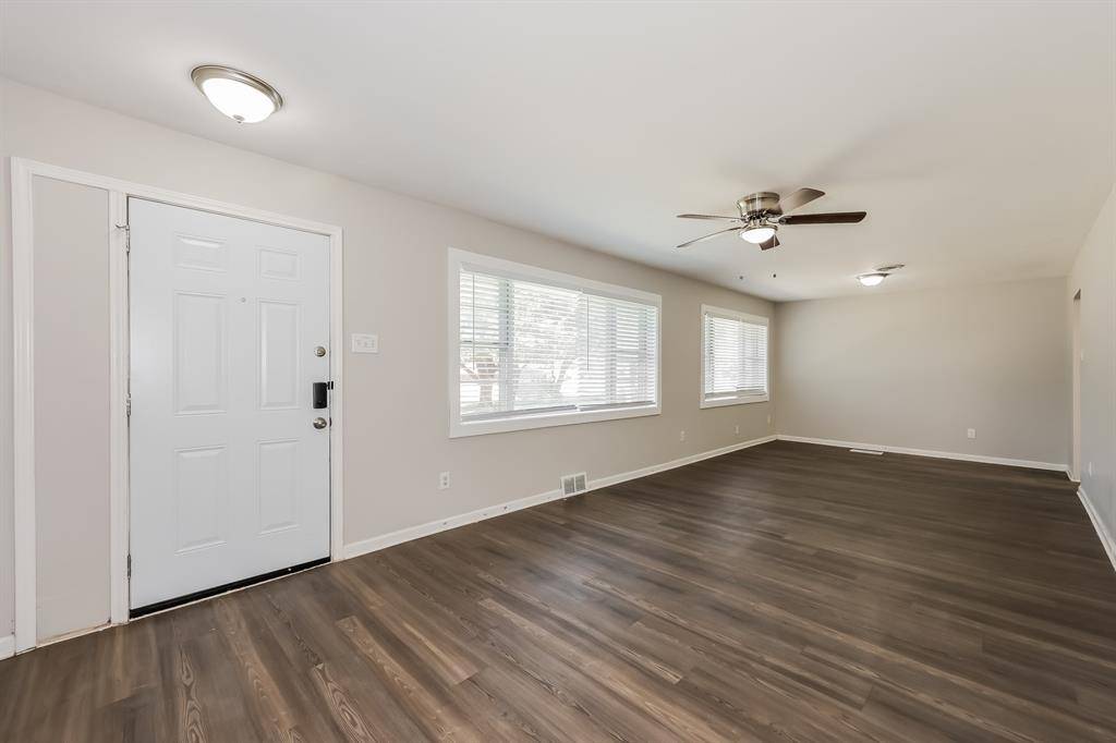 2230 Mack Lane, Dallas, TX 75227