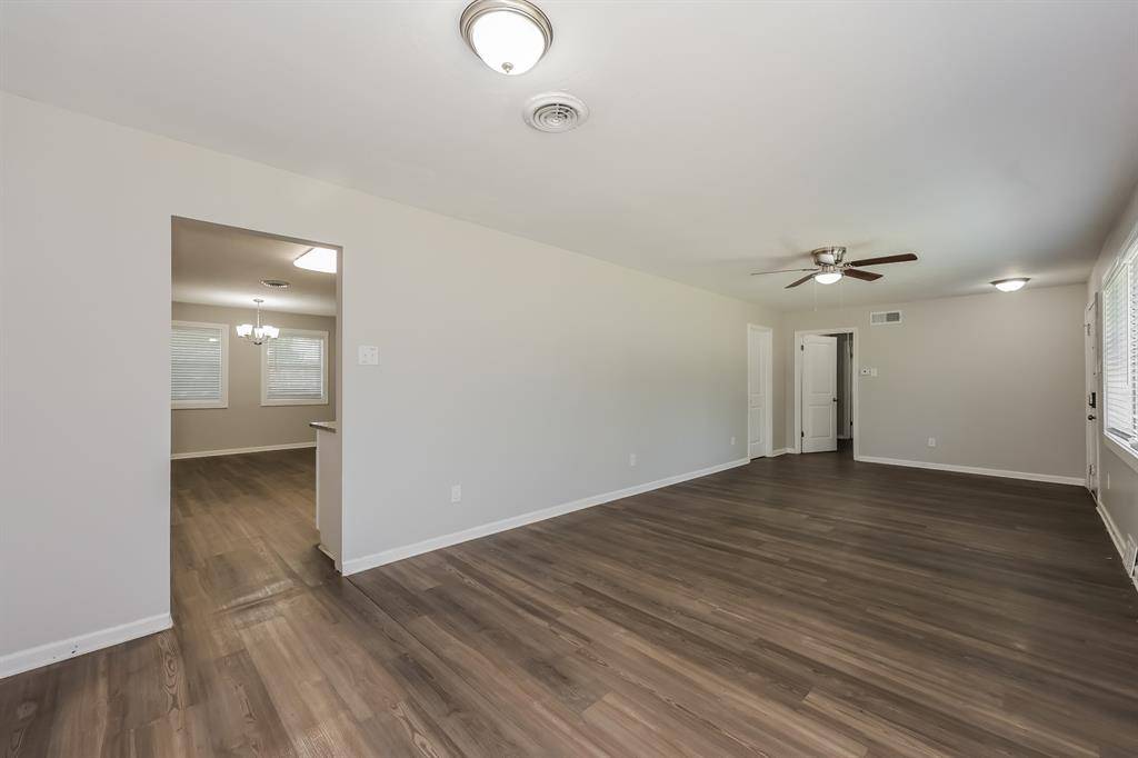 2230 Mack Lane, Dallas, TX 75227