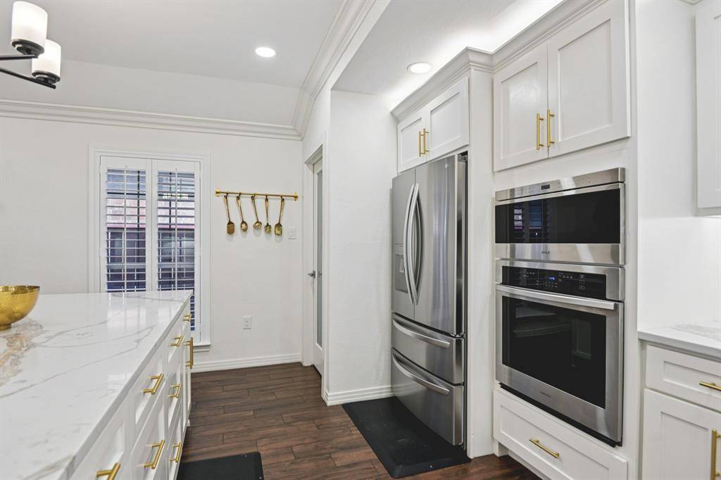 720 Calumet Avenue, Cockrell Hill, TX 75211