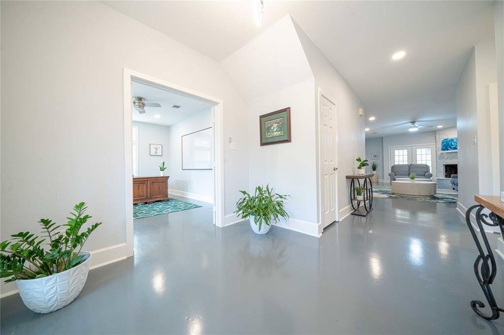 355 Evergreen Trail, Cedar Hill, TX 75104