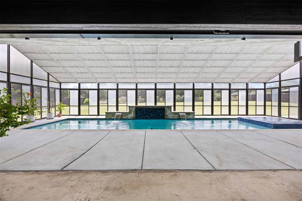 1730 Lone Elm Road, Waxahachie, TX 75167