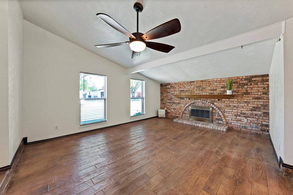 2616 Crestmoor Court, Arlington, TX 76016