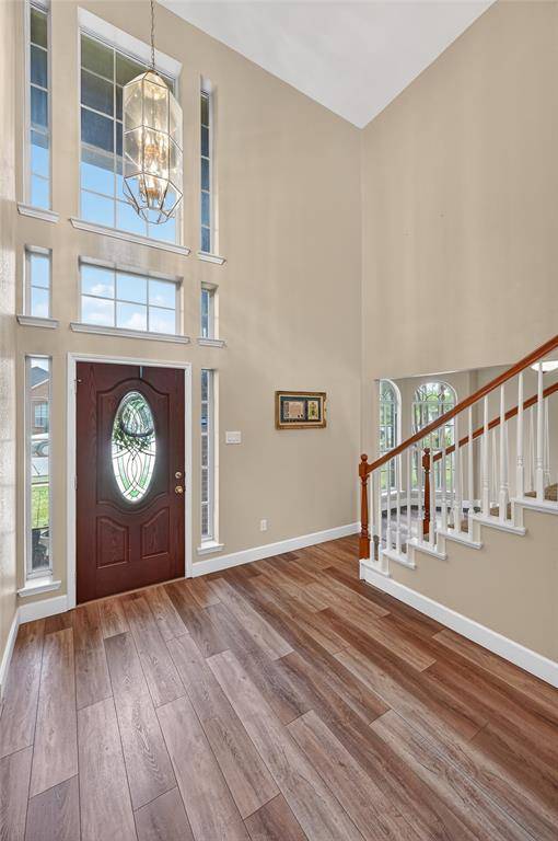 757 Summit Run, Lewisville, TX 75077