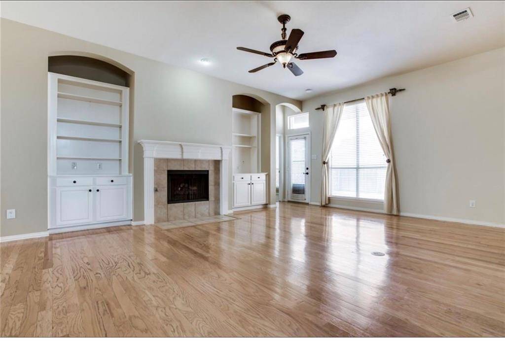 1645 Castle Pines Drive, Frisco, TX 75034