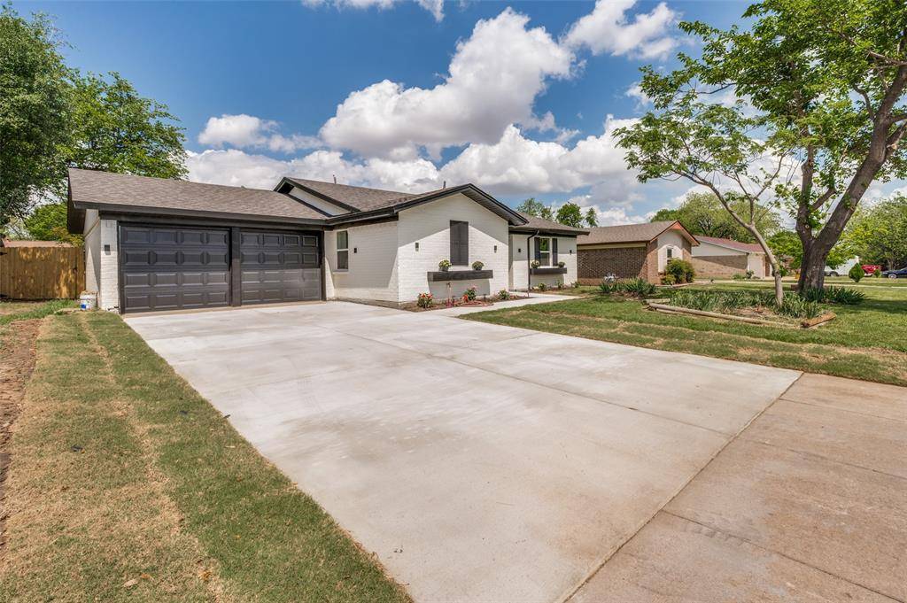 1409 Southmoor Drive, Arlington, TX 76010