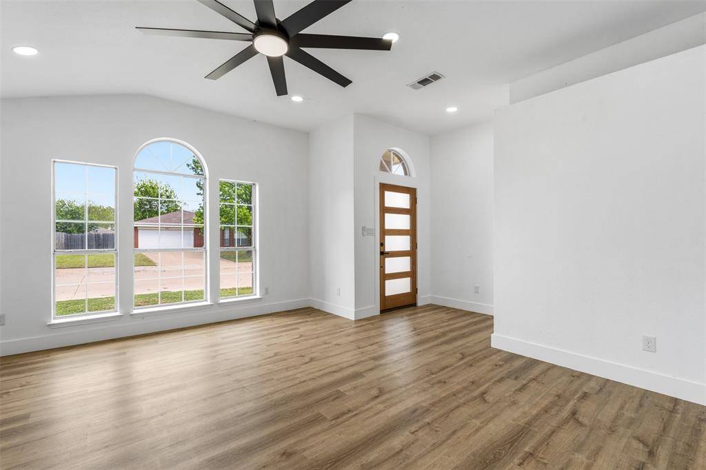 9255 Crimnson Court, Dallas, TX 75217