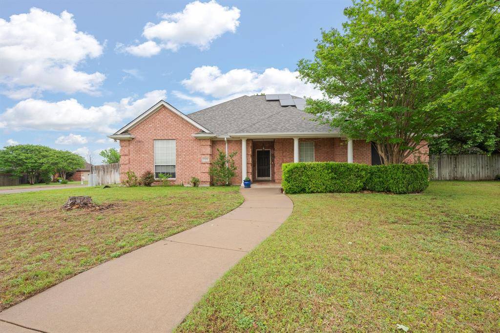 1501 Chaucer Drive, Cleburne, TX 76033