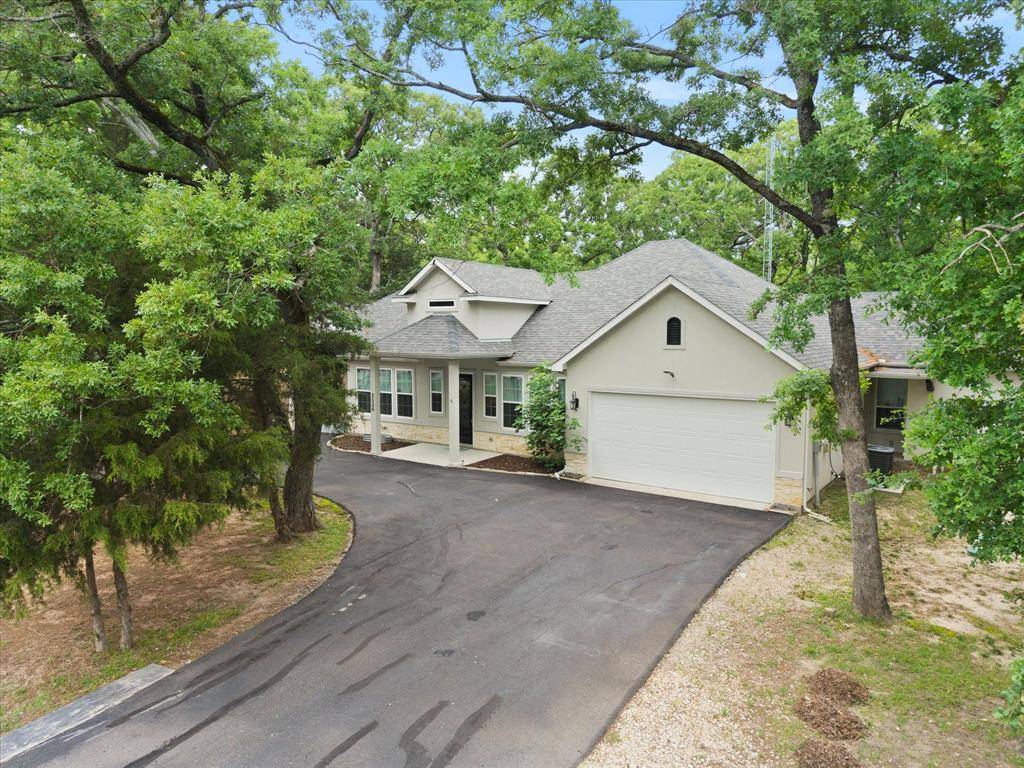 2526 Fox Point Circle, Quinlan, TX 75474