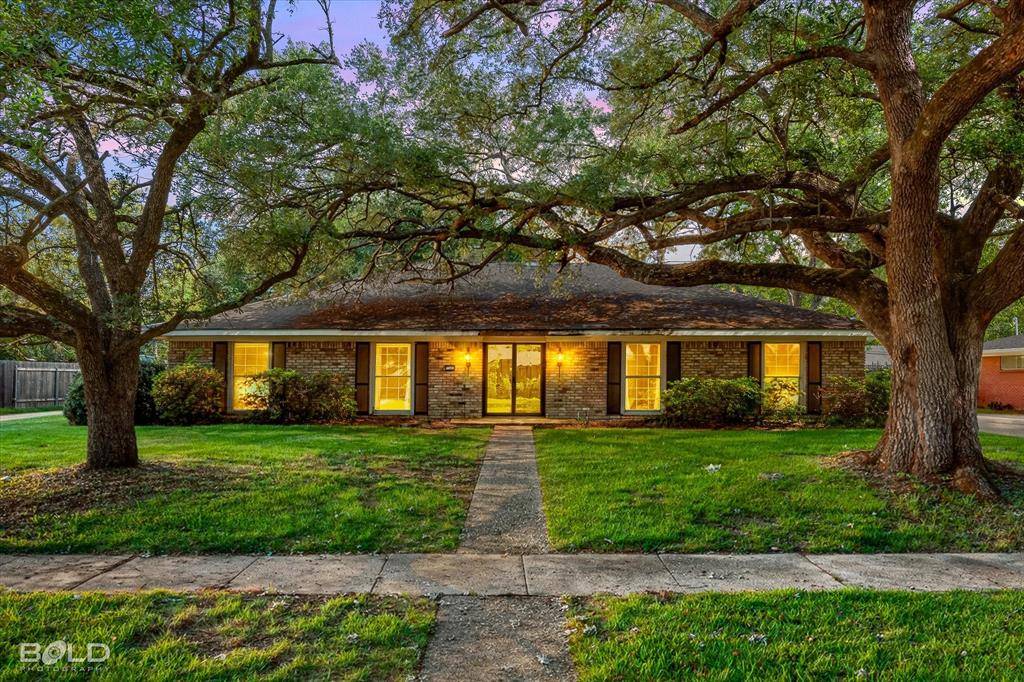 2305 Arlington Place, Bossier City, LA 71111