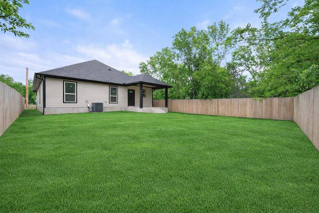 313 E 13th, Corsicana, TX 75110