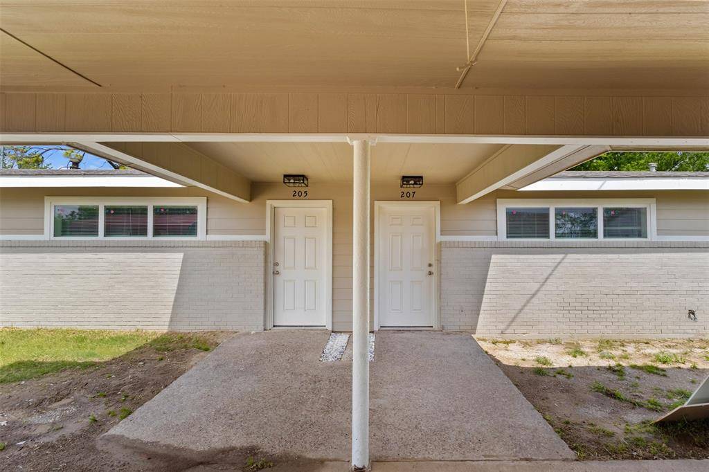 205 April Street, Bowie, TX 76230